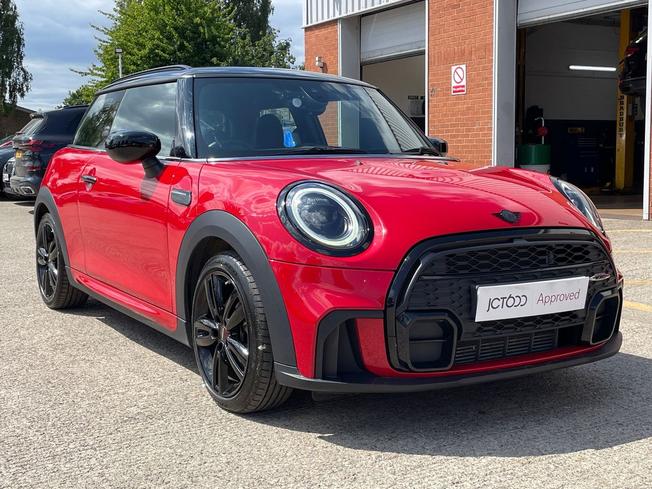 MINI Hatch Photo 24