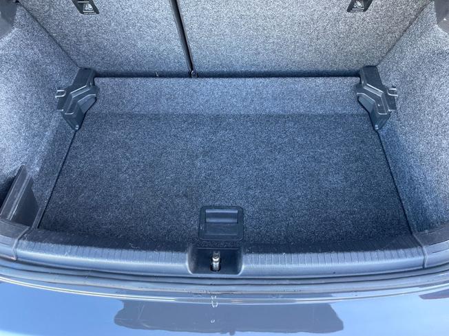 VOLKSWAGEN Polo Photo 26
