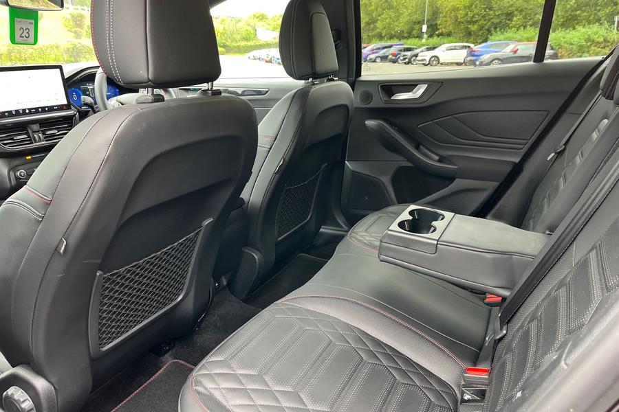 Ford Focus Photo autoimg-91297e8372a720ade2369c4d7df0088813024888.jpg