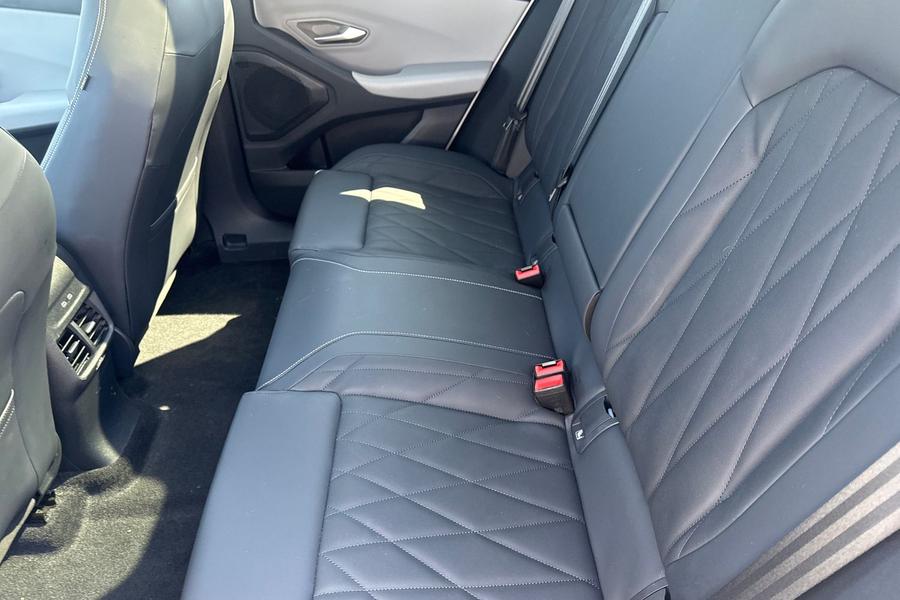 Ford Explorer Photo autoimg-912f154ecf08511abccfc13eb839dda74a2f056b.jpg