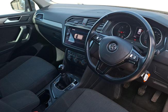 Volkswagen Tiguan Allspace Photo 6