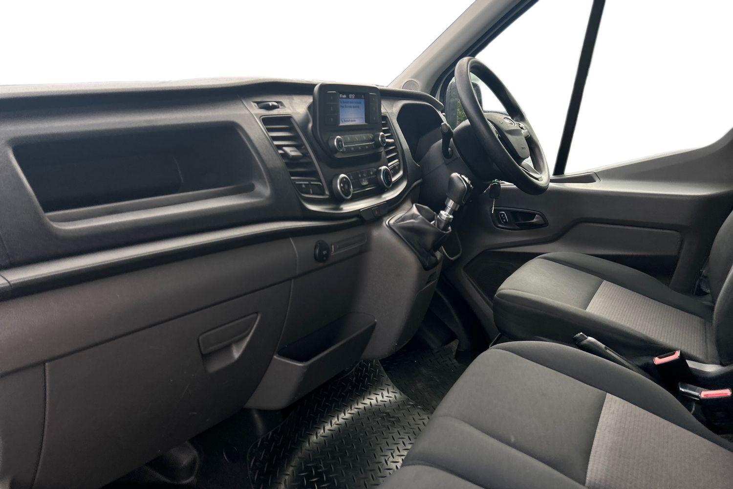 Ford TRANSIT Photo 3