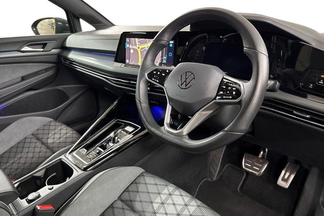 VOLKSWAGEN Golf Photo 6