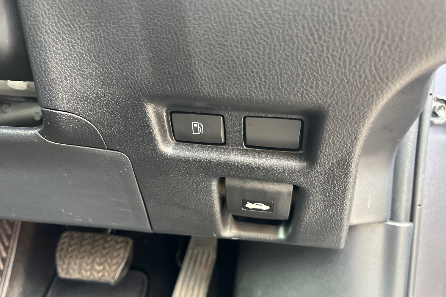 Lexus UX Photo 39