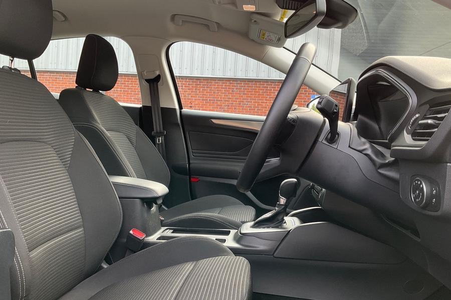 Ford Focus Photo autoimg-9136887b2be87daa08e5cd83d1f0def935d446ba.jpg