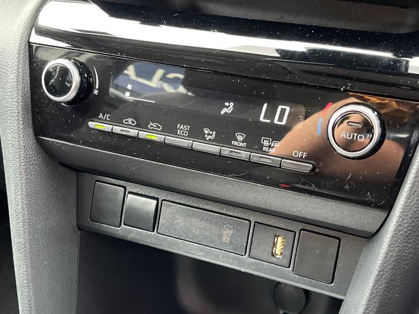 Toyota Yaris Cross Photo autoimg-91370ccdf707c98a46e92e3358d20c6478bb4fea.jpg