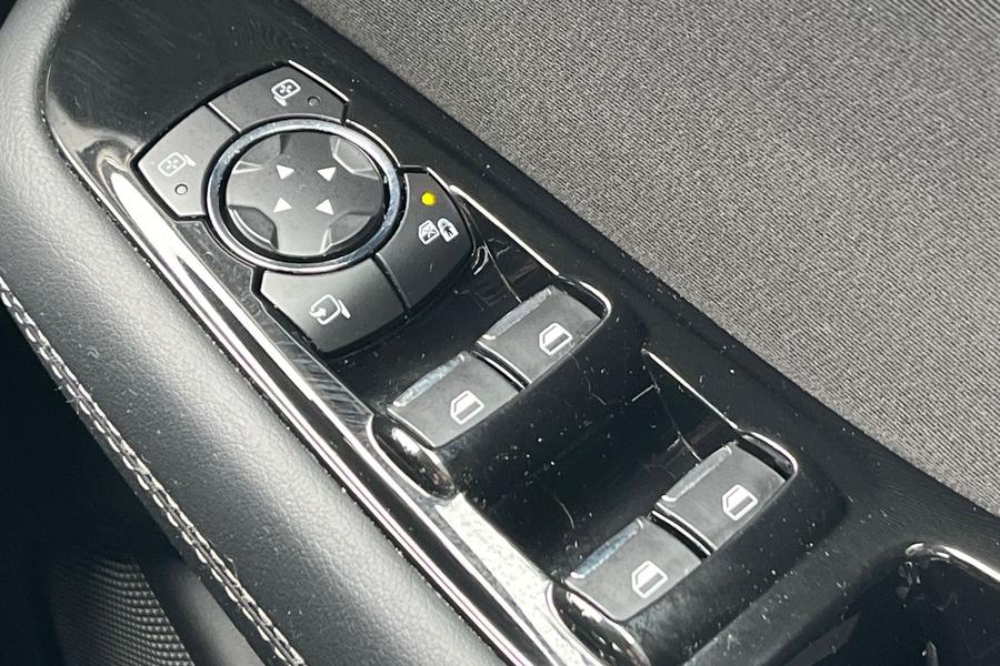 Ford GALAXY Photo autoimg-91384157d72207d501a586e2c63f4a940c89f9a6.jpg