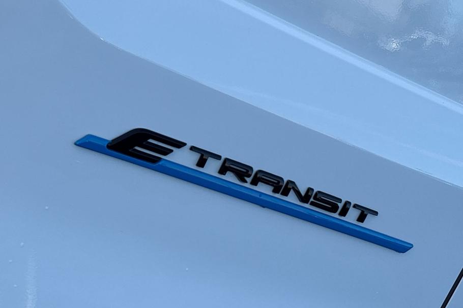 Used Ford E-TRANSIT YM74HKO 20