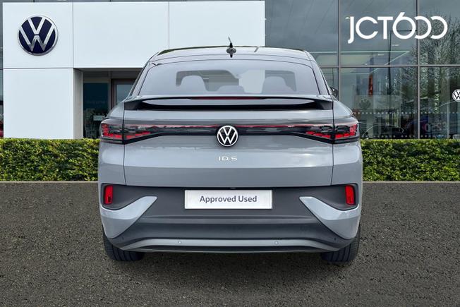 Volkswagen Id.5 Photo 7