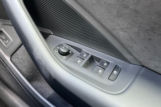 Volkswagen Passat Photo autoimg-914791f8b27403c1d99d1eba54751a4280aa2d95.jpg