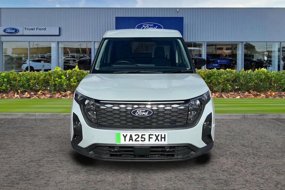 Used Ford E-Transit Courier 10