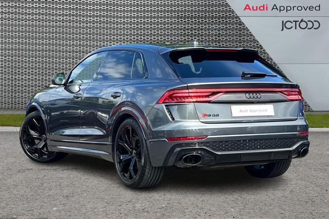 AUDI Rsq8 Photo 3