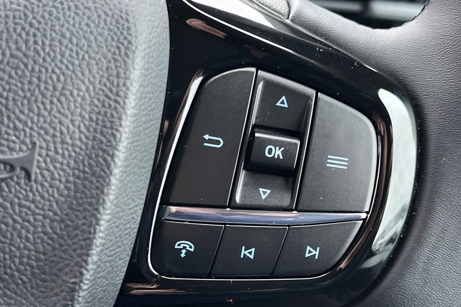 Used FORD TRANSIT CUSTOM YP75JHH 30