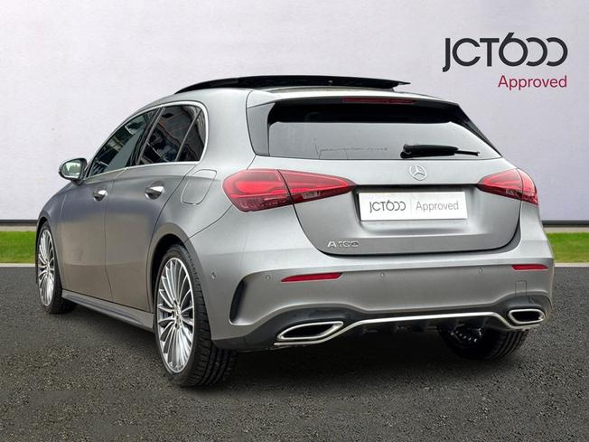 MERCEDES-BENZ A Class Photo 3