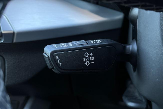 AUDI Q2 Photo 37