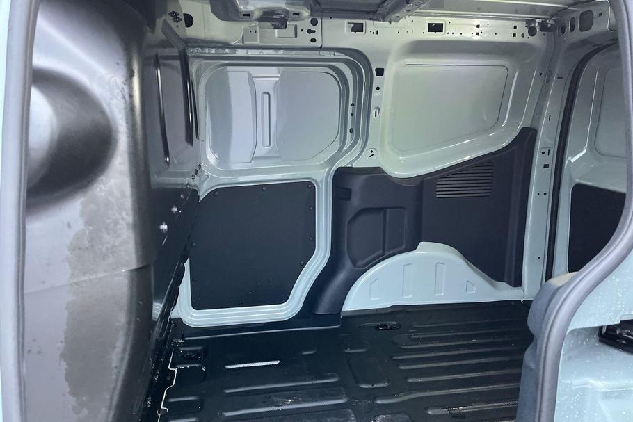 Used Ford E-Transit Courier WRZ7989 10