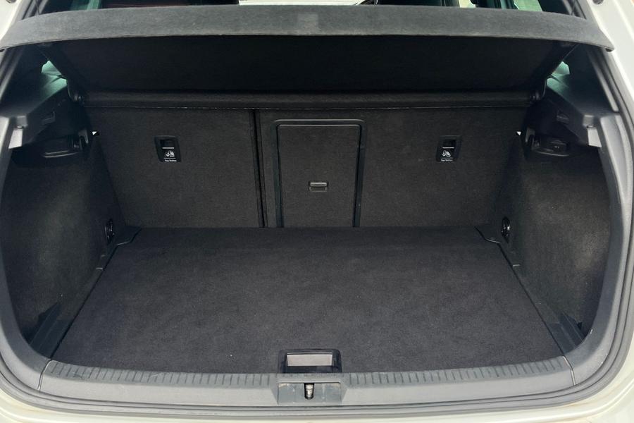 Volkswagen GOLF Photo autoimg-9150bdfc193bdb678e0b78c39fafdd08473d07c5.jpg