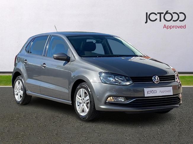 VOLKSWAGEN Polo Photo 1