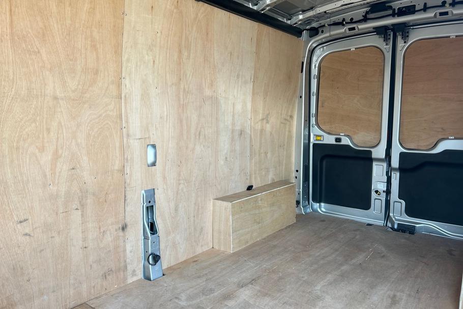 Used Ford TRANSIT WV26UOW 5