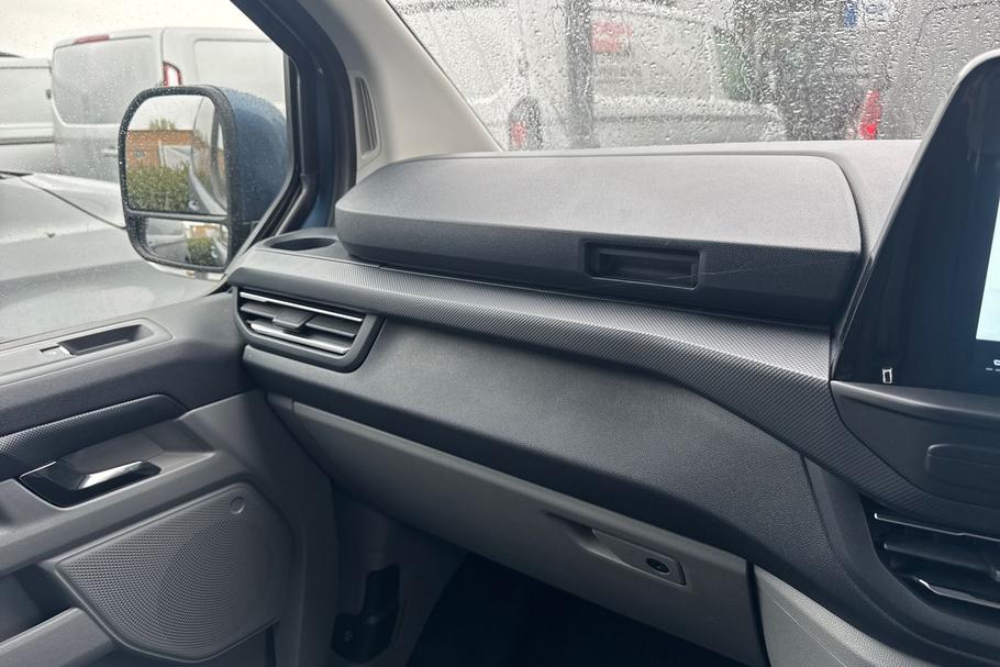 Used Ford TRANSIT CUSTOM WO25UTK 35