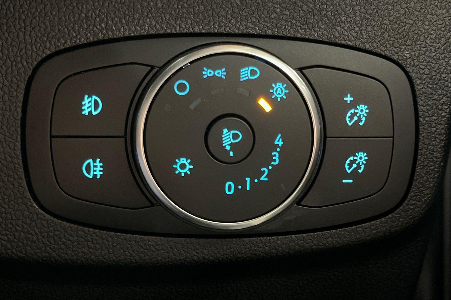 Ford Focus Photo 24