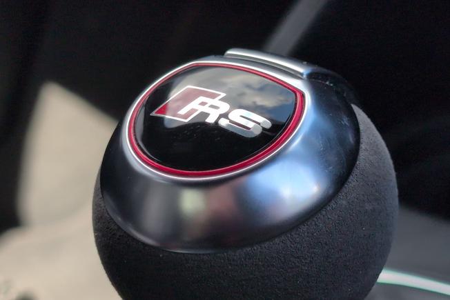 AUDI RS3 Photo 33