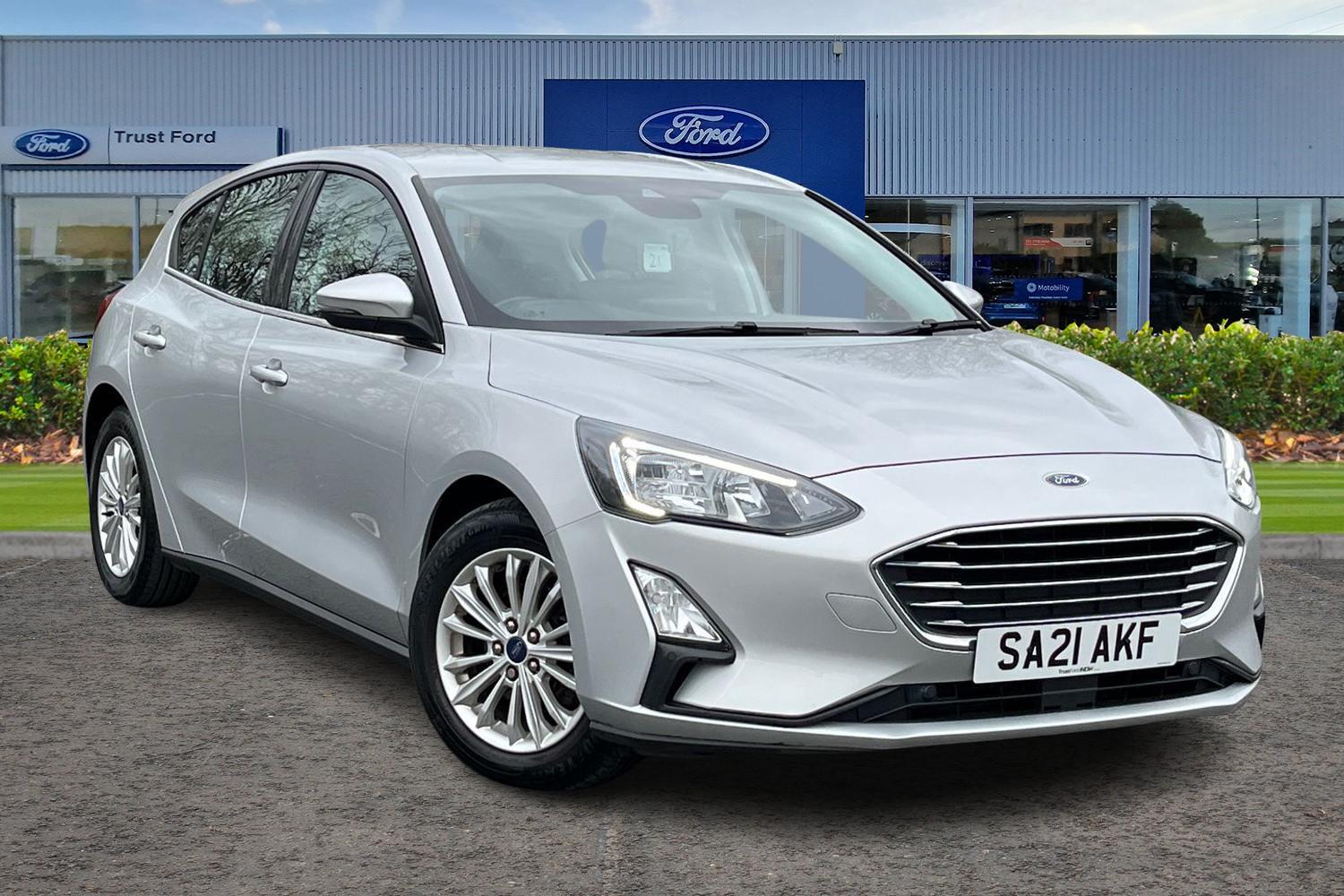 Ford FOCUS Photo 0