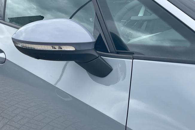 VOLKSWAGEN ID.3 Photo 20