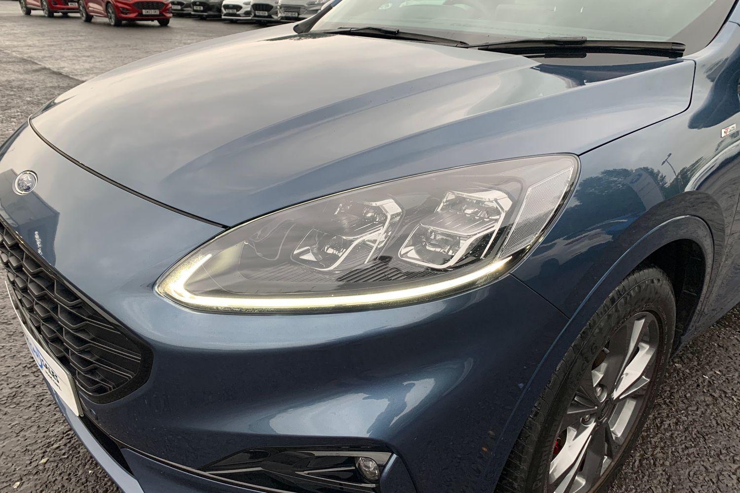 2021 Ford Kuga 1.5T EcoBoost 150PS ST-Line Edition in Chrome Blue with only 17K - vehicle photo 7 for sale on PureCar