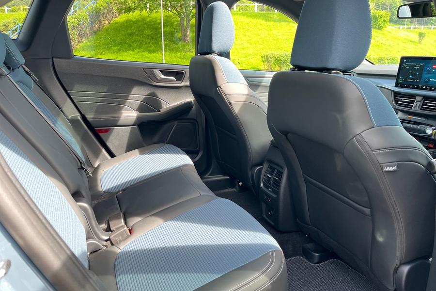 Ford Kuga Photo autoimg-916a1c5a355cfea7d5223c5e3c30cc6fe8acbb66.jpg