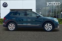 VOLKSWAGEN Tiguan Photo 4