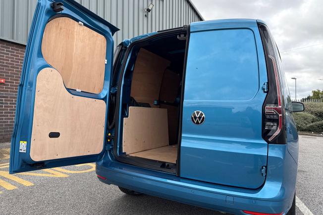 VOLKSWAGEN Caddy Photo 29