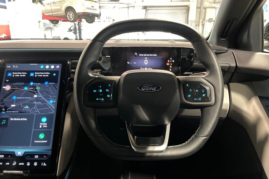 Ford Explorer Photo autoimg-916c375195bd67f5f83ec8b1ae249abb73a027c4.jpg