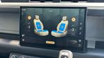 Land Rover Defender Photo 31