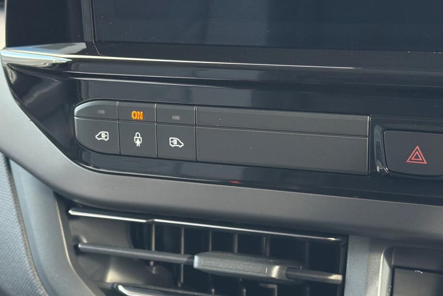 Used Ford TOURNEO CUSTOM 18