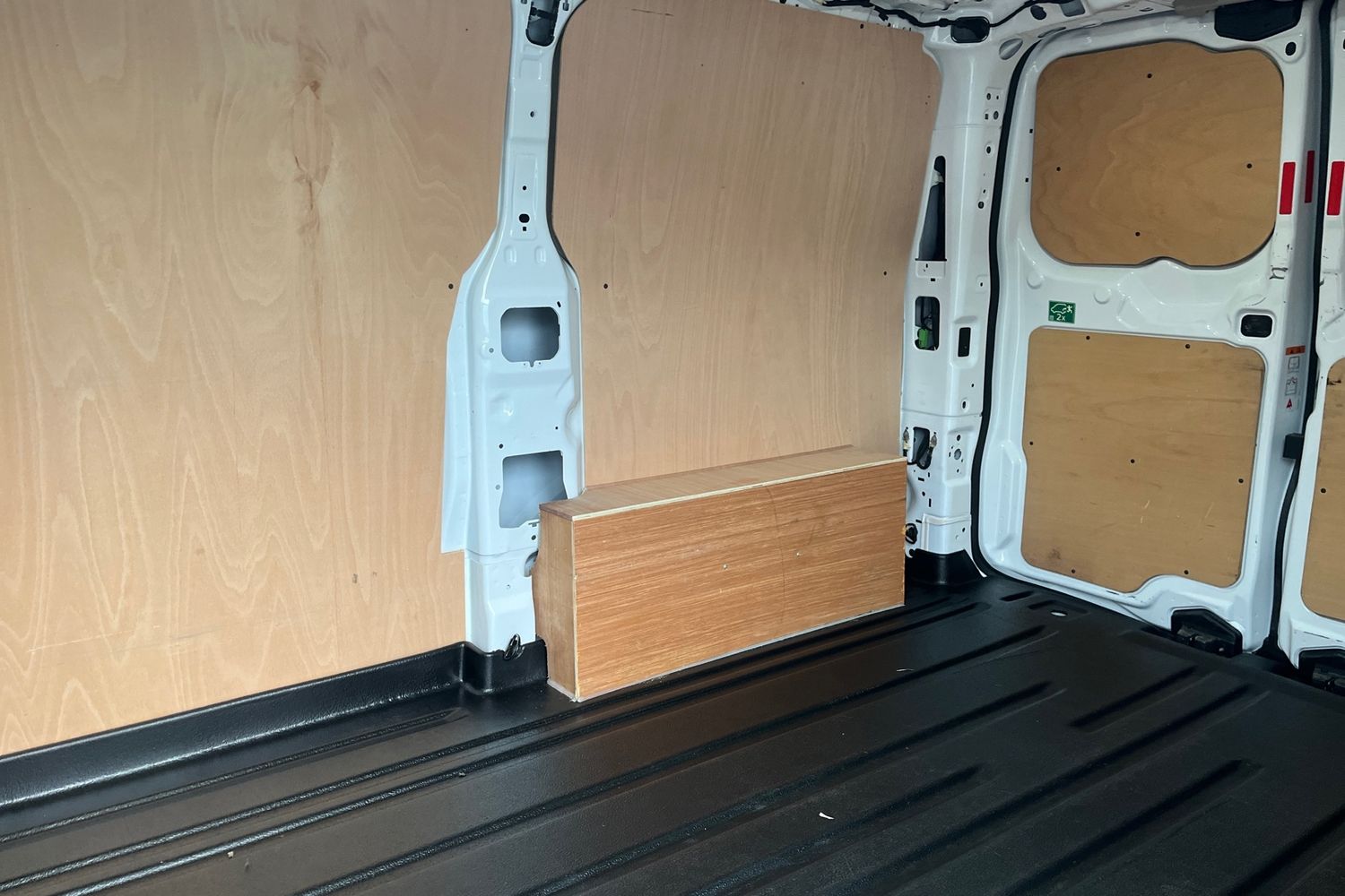 Ford TRANSIT CUSTOM Photo 4
