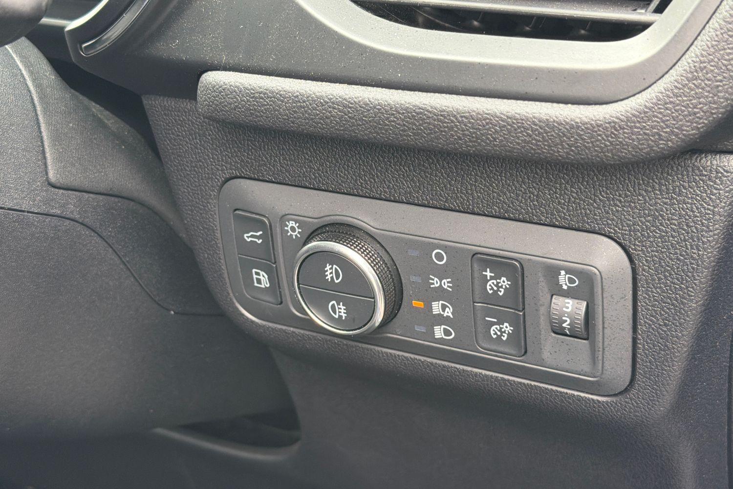 Ford KUGA Photo 34