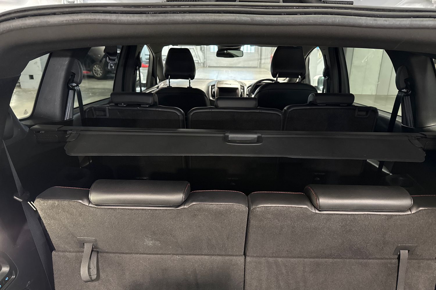 Ford S-MAX Photo 22