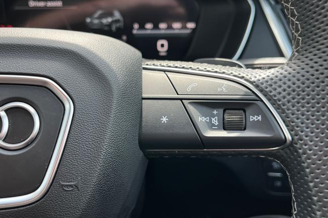 AUDI Q5 Photo 17
