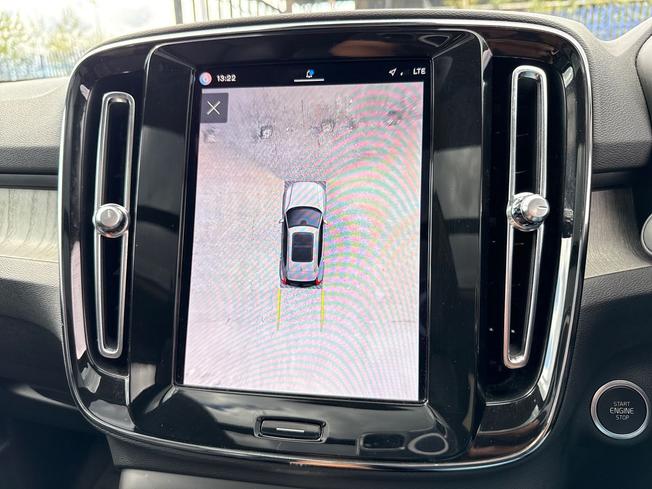VOLVO Xc40 Photo 45