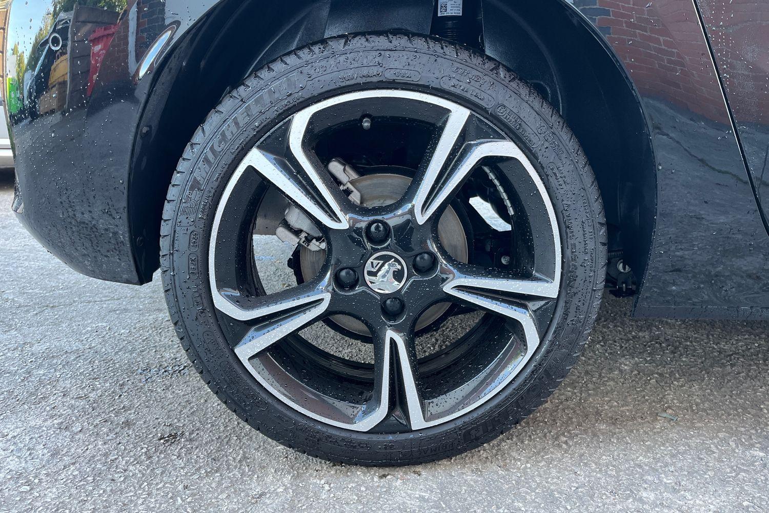 Vauxhall CORSA Photo 7