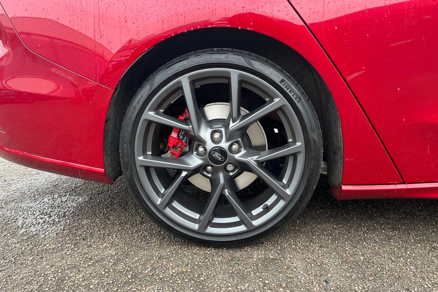 Ford FOCUS Photo 7