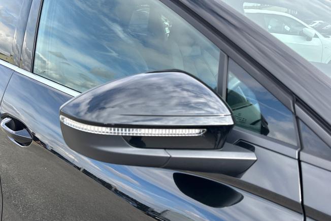 Audi Q4 E-Tron Photo 20