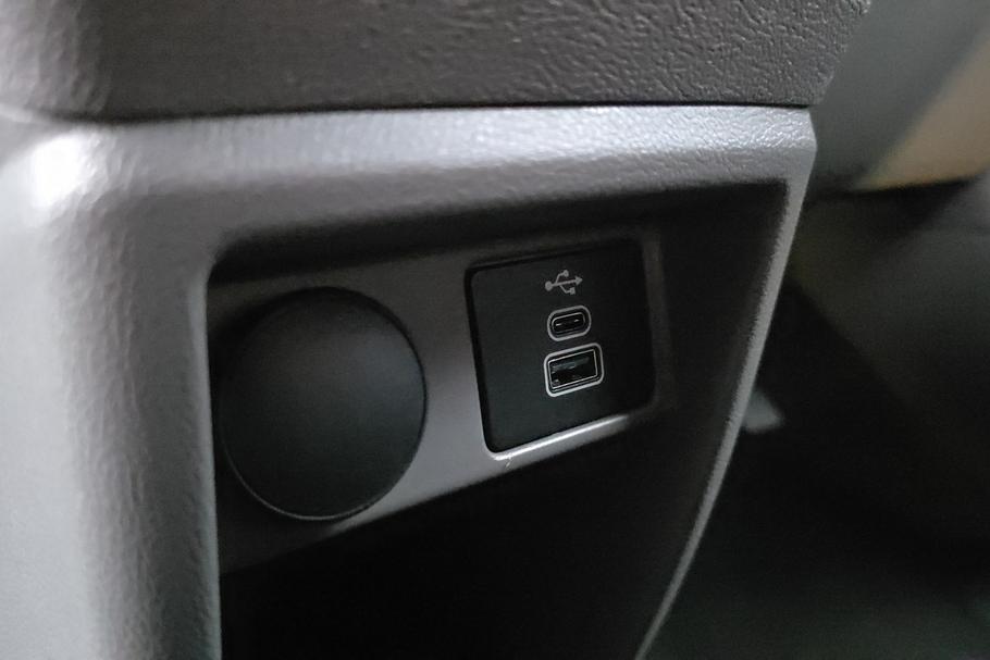 Used FORD TRANSIT CUSTOM YP75JHK 18