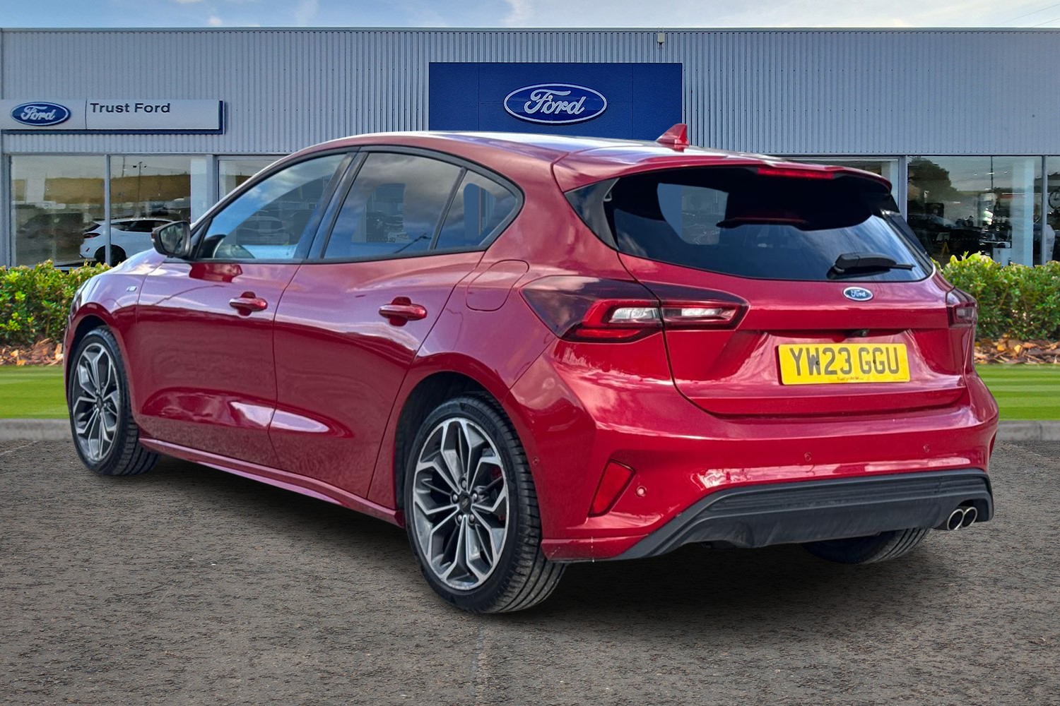 Ford FOCUS Photo 1