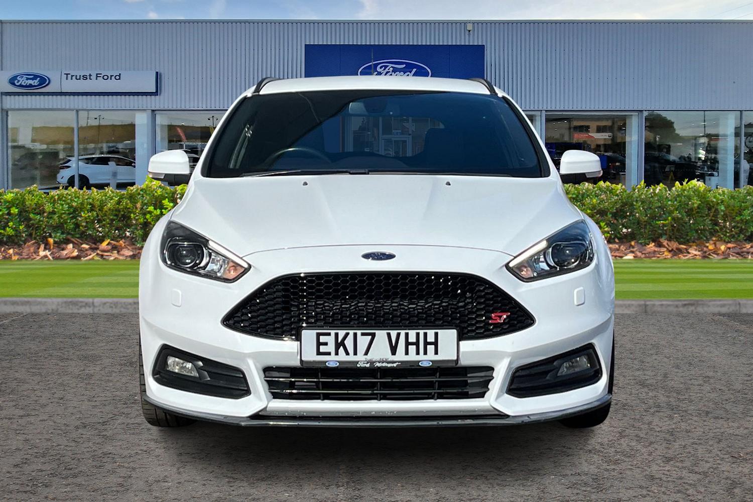 Ford FOCUS Photo 5