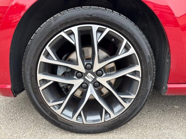 SEAT Ibiza Photo 34