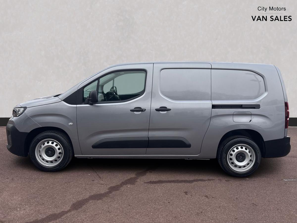 Used 2024 Citroen BERLINGO XL 1.5 BlueHDi 100ps Enterprise Used 2024 Citroen BERLINGO XL 1.5 BlueHDi 100ps Enterprise