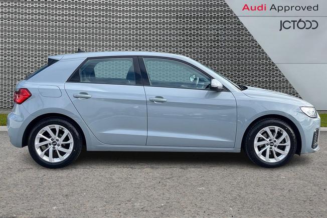 AUDI A1 Photo 4
