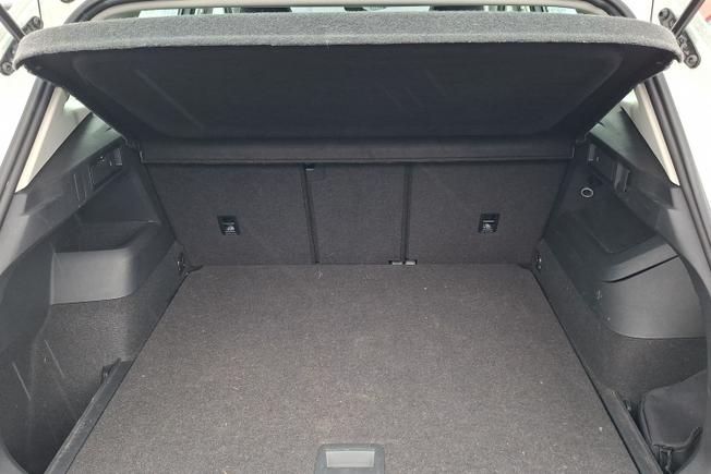 VOLKSWAGEN Tiguan Photo 12